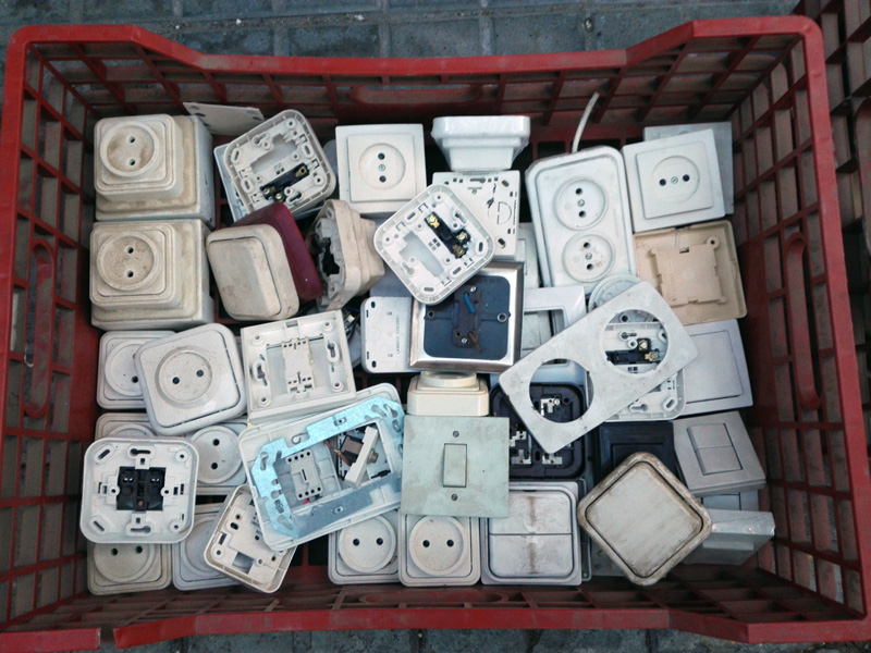 material ferreteria griferia electricidad consultar modelos y cantidades